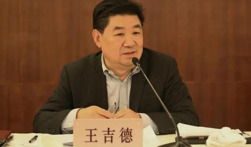 住陜?nèi)珖f(xié)委員王吉德：設(shè)立國家層面重點專項 加快推進西安“雙中心”建設(shè)