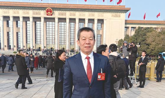 住陜?nèi)珖f(xié)委員張華俊：探索公共文化設(shè)施社會化運營新模式